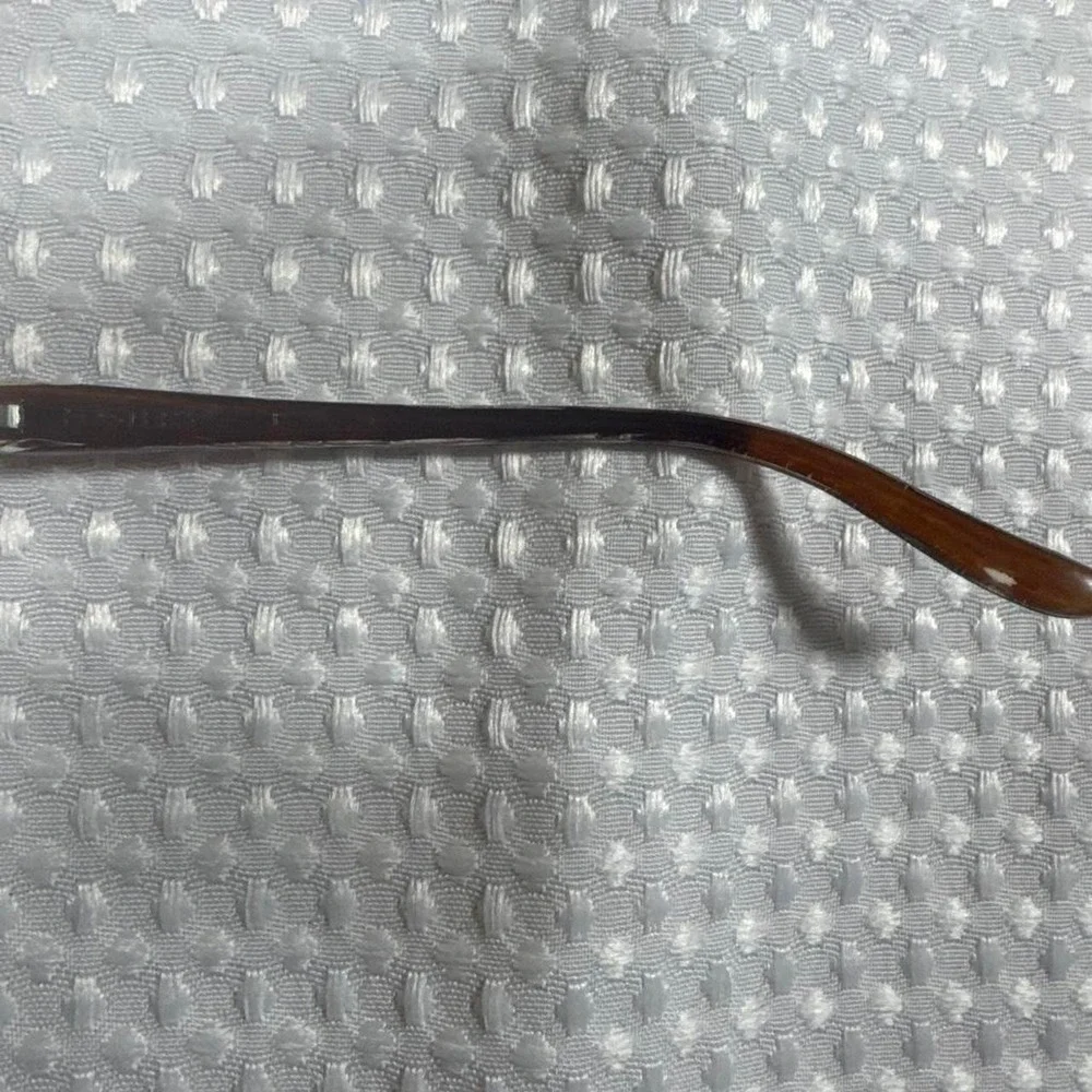 Vera style from Foster Grant sunglasses